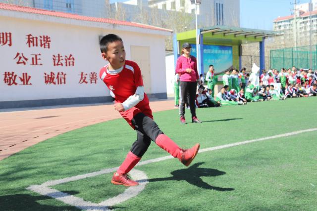 西超杯-亚马尔破门加维传射 巴萨2-0毕尔巴鄂