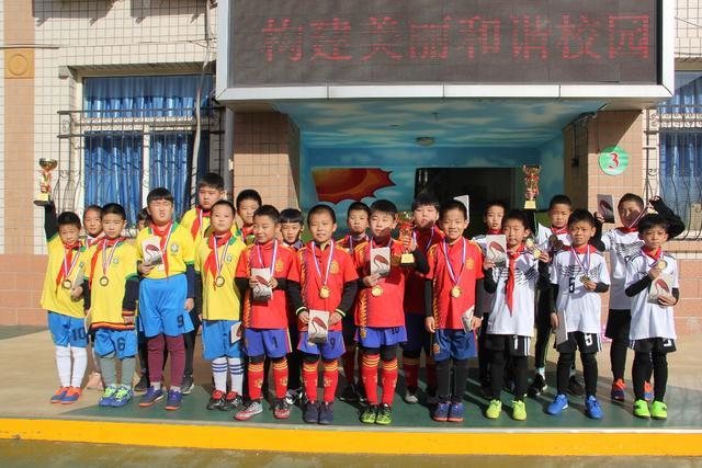 饭圈攻陷乒超赛场：以爱你的名义害你